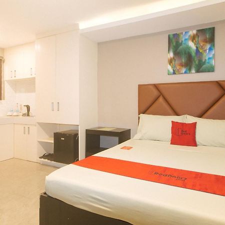 Reddoorz Plus At Seventy Five Inn Near Manila Airport Paranaque City Exterior photo