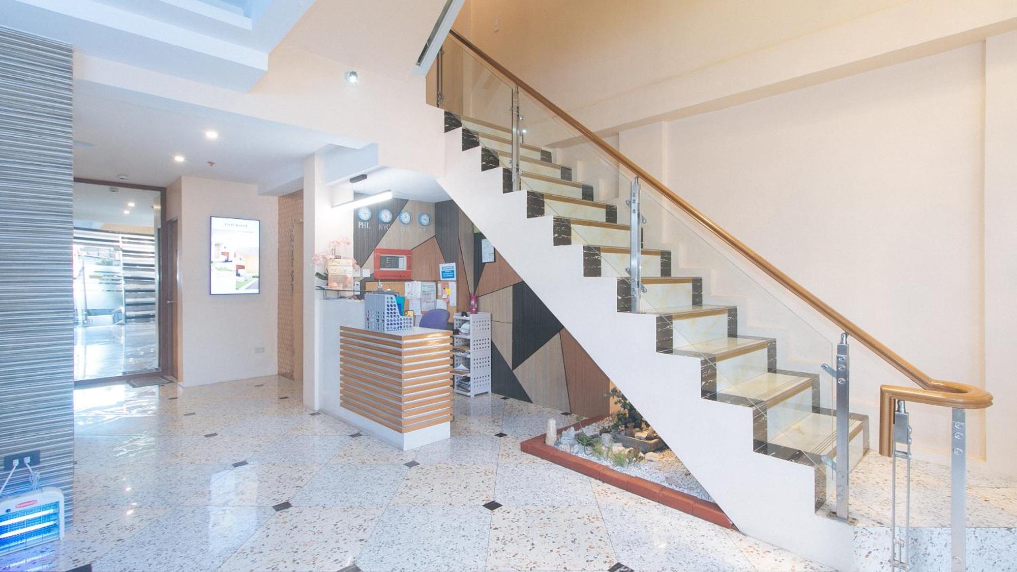 Reddoorz Plus At Seventy Five Inn Near Manila Airport Paranaque City Exterior photo